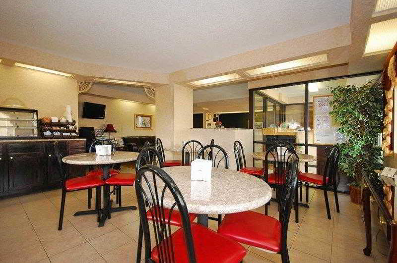 Days Inn & Suites By Wyndham Warner Robins Near Robins Afb Eksteriør bilde