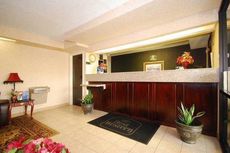 Days Inn & Suites By Wyndham Warner Robins Near Robins Afb Eksteriør bilde